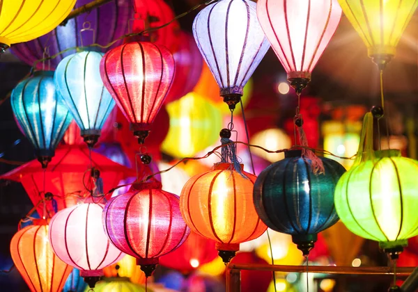 Traditional colorful silk lanterns — Stock Photo, Image