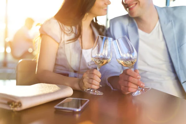 Beautiful young couple — Stock Photo, Image