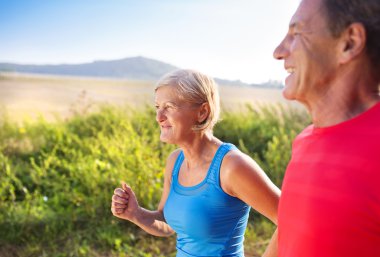 Üst düzey çift çalışıyor.