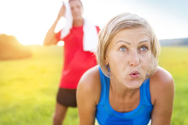 Senior couple relaxing — Stock Photo, Image