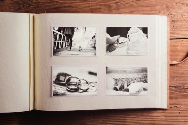 Düğün fotoğrafları bir tablo
