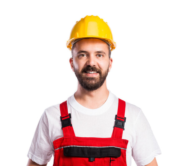 Молодой красивый работник
