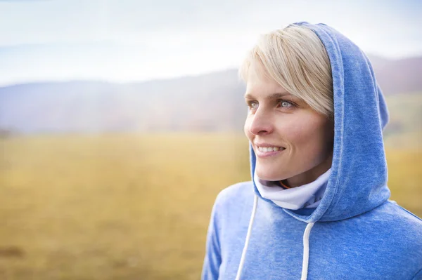 Young woman runner — Stock Photo, Image