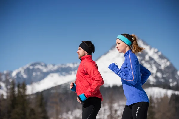 Fiatal pár, jogging — Stock Fotó