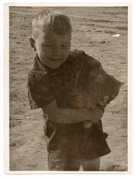 Retrato de un niño pequeño . —  Fotos de Stock