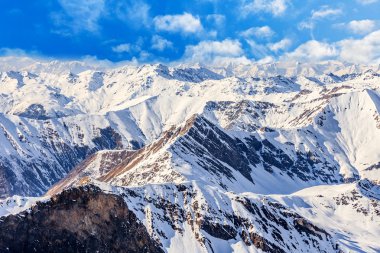 Alpleri'nde kış manzarası