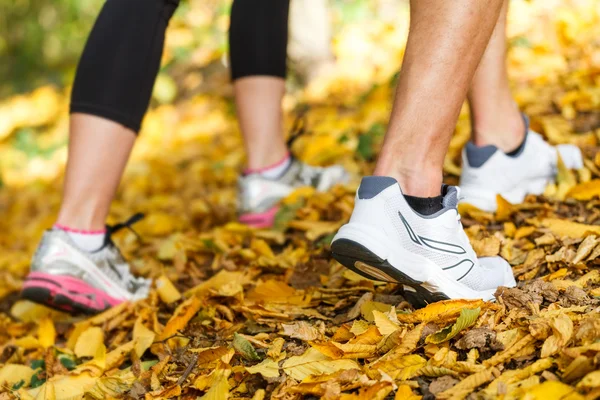 Runners shoes and legs — Stock Photo, Image