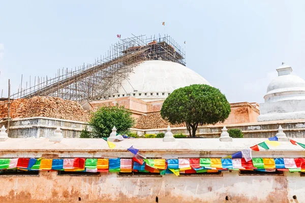 Boudhanath stupa under återuppbyggnad — Stockfoto