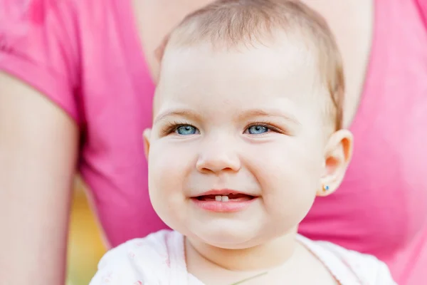 Adorable bebé. — Foto de Stock