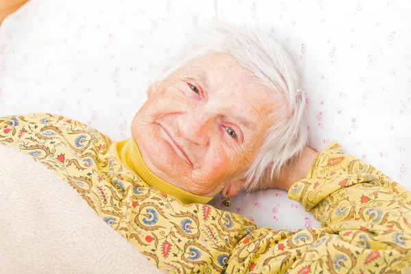 Пожилая женщина — стоковое фото