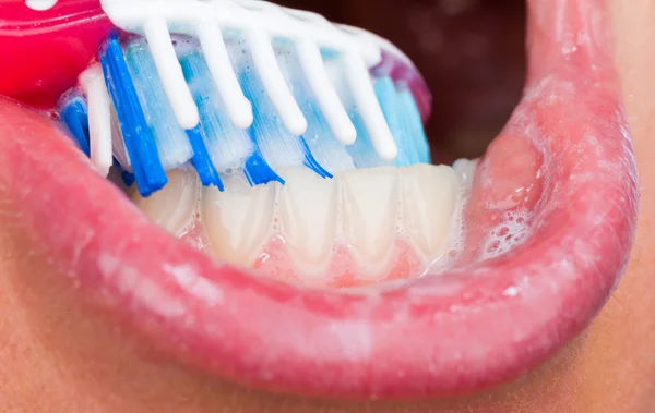 Toothbrushing — Stock Photo, Image