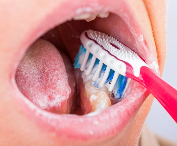 Brossage de dents — Photo