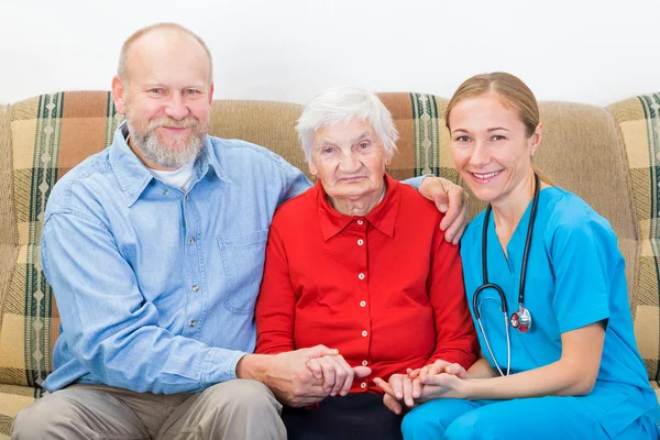 Vård av äldre — Stockfoto