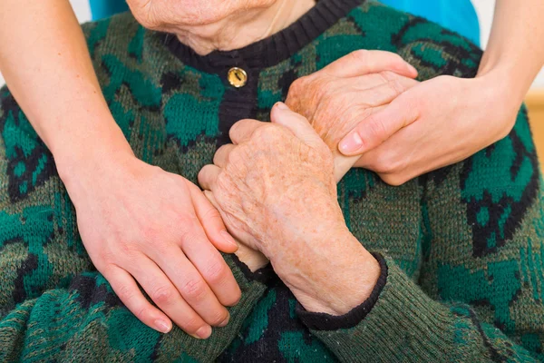 Helpende handen — Stockfoto