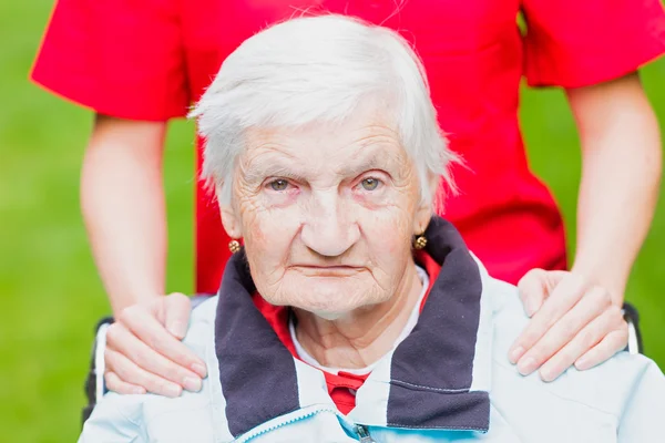 Elderly care — Stock Photo, Image