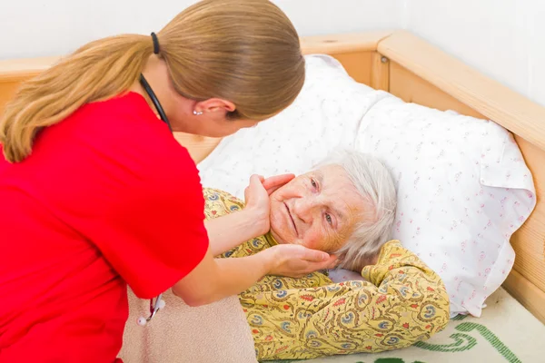 Elderly home care — Stock Photo, Image
