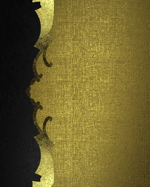 Золотая этикетка с черной окантовкой с украшением. Шаблон для дизайна. копировать место для рекламной брошюры или приглашения на объявление, абстрактный фон . — стоковое фото