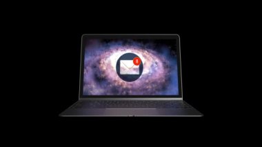 İçinde bir sürü e-posta olan bir laptop. Sonsuz sayıda 88 harf..
