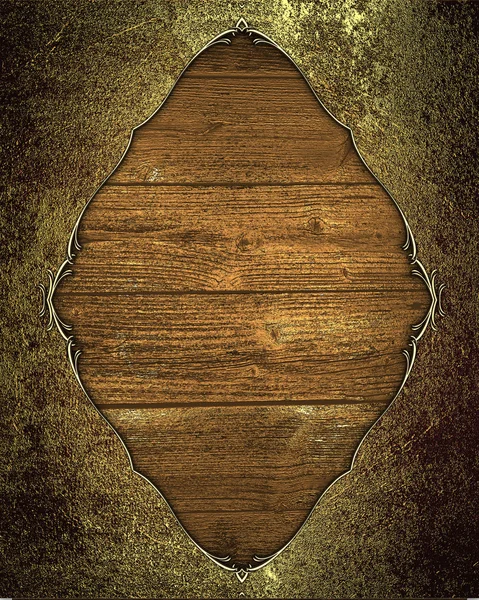 Grunge 破旧的金属框架，用金子装饰与木制背景。文本的模板设计。网站模板 — 图库照片