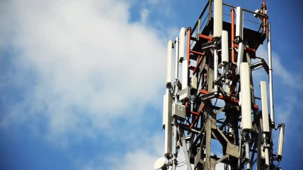 Teléfono celular torre de telecomunicaciones lapso de tiempo 1080p — Vídeo de stock