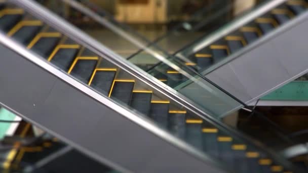 Moving escalator in public building — Stock Video