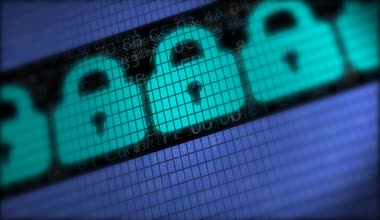 Internet güvenlik kavramı açık kırmızı virüs asma kilit veya Hack tehdidi ile güvenli