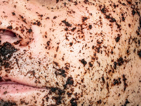 Kaffe Skrubb För Huden Ansiktet Naturlig Kaffemask Mans Ansikte Mans — Stockfoto