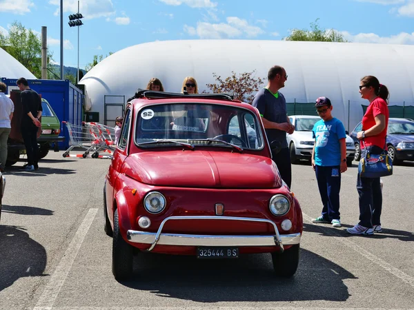 Antiguo Fiat 500 coche — Foto de Stock