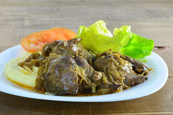 Foie de poulet poêlé aux oignons — Photo