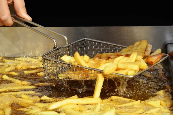 Batatas fritas prontas para serem servidas — Fotografia de Stock