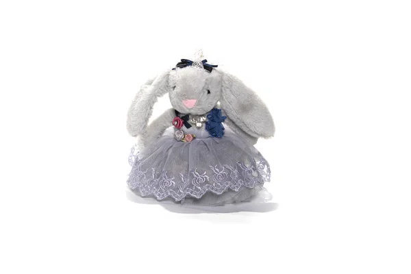 Doldurulmuş tavşan oyuncağı beyaz arka planda izole edilmiş — Stok fotoğraf
