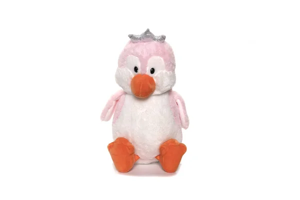 Peluche pingouin sur fond blanc. — Photo