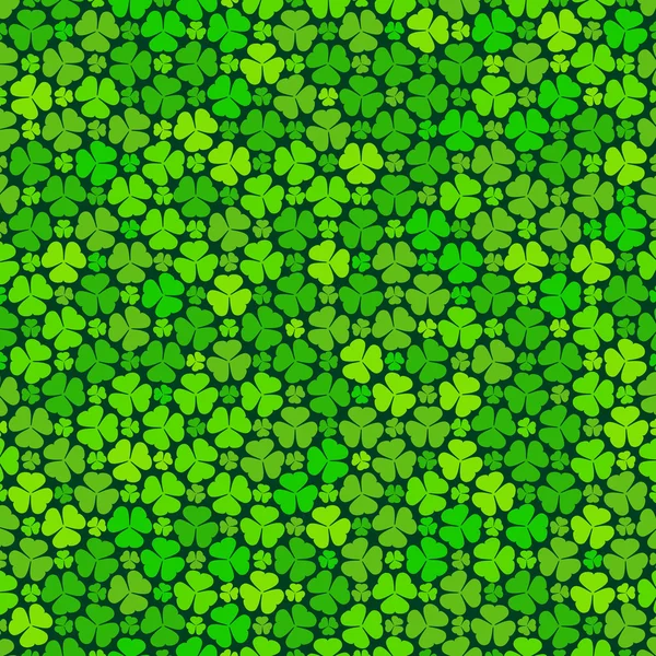 Nahtloses Muster mit grünen Kleeblättern — Stockvektor