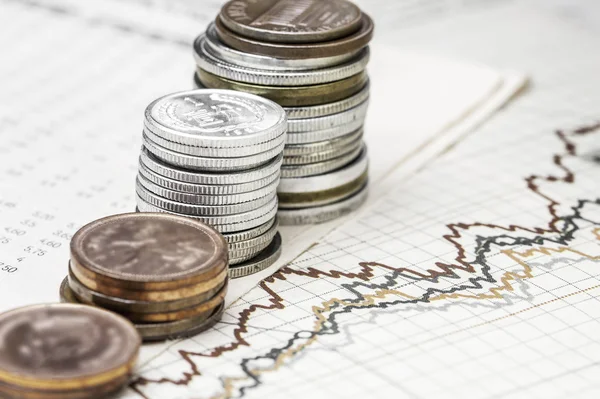 Grafik arka plan üzerinde paralar