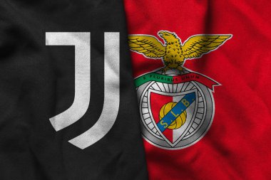 Pringsewu, Lampung; 12 Ocak 2025; Şampiyonlar Ligi 'ndeki dalgalı kumaş dokusuyla Juventus ve Benfica logolarının kombinasyonu.