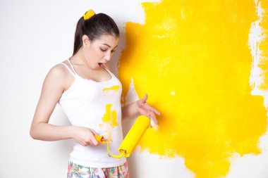 Topic repair and painting of walls and apartments.