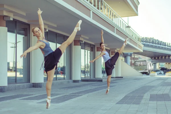 Ballet en la ciudad . —  Fotos de Stock