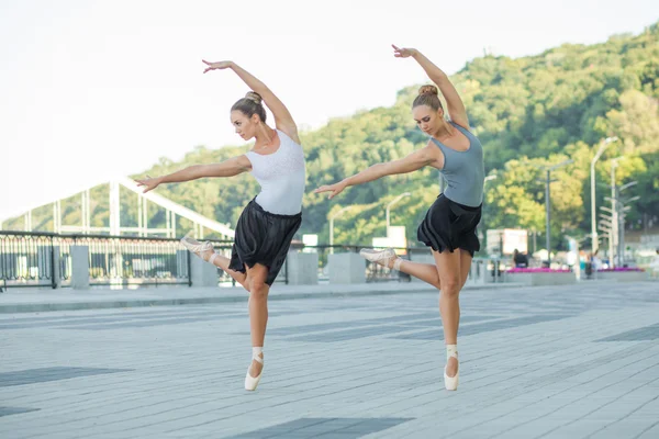Ballet en la ciudad . —  Fotos de Stock