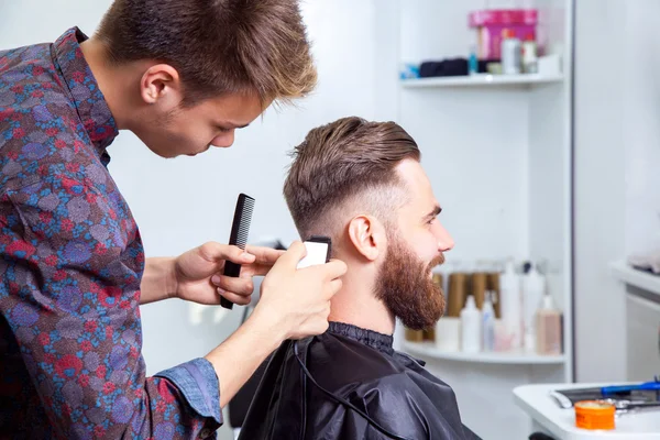 Salon de coiffure, coupe de cheveux — Photo