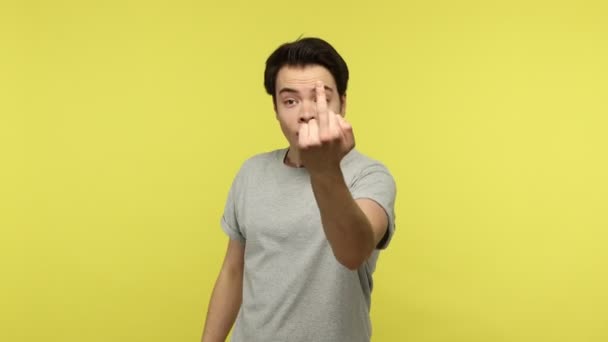 Rude Impolite Teenager Casual Gray Shirt Showing Middle Finger Fuck — Αρχείο Βίντεο