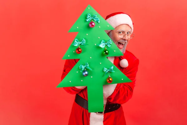 Homem Idoso Incrível Com Barba Cinza Vestindo Traje Papai Noel — Fotografia de Stock