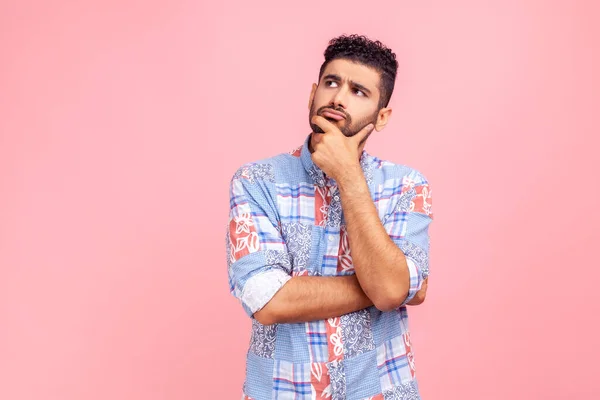 Pensive Bearded Man Wearing Blue Casual Style Shirt Holding Chin — Stock Photo, Image