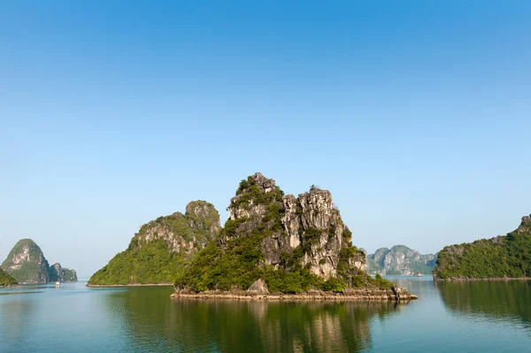 Ha Long bay and rock in water vietnam — Stock Photo, Image