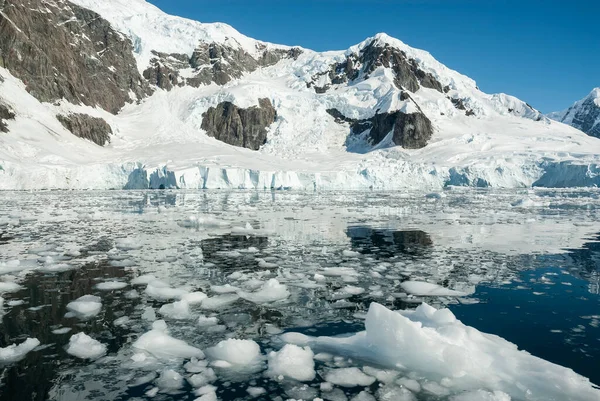 Paradiesische Bucht Gletscher Und Berge Antarktische Halbinsel Antarti — Stockfoto