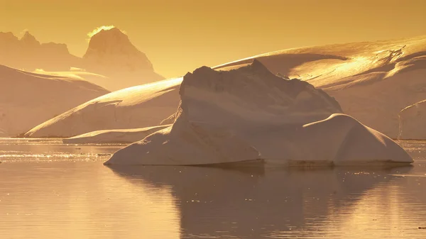 Paradise Bay Ghiacciai Montagne Penisola Antartica Antarti — Foto Stock