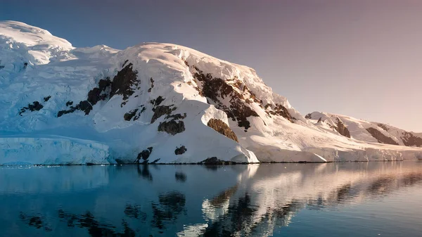 Glaciares Montañas Paradise Bay Península Antártica Antarti —  Fotos de Stock