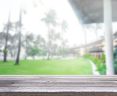 Top masa ve bina, arka plan bulanıklık