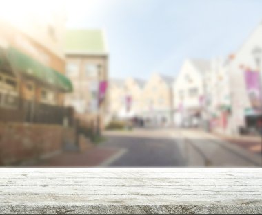 Top masa ve bina, arka plan bulanıklık