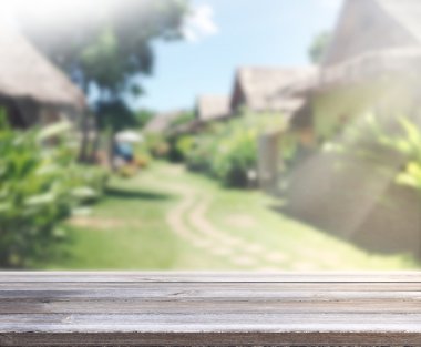 Top masa ve bina, arka plan bulanıklık