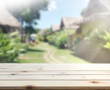 Top masa ve bina, arka plan bulanıklık